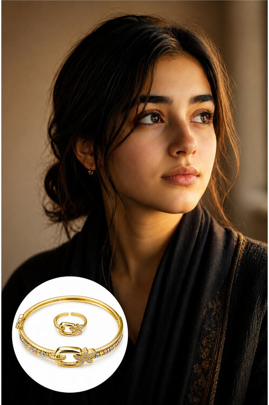 She Bracelet - Gold